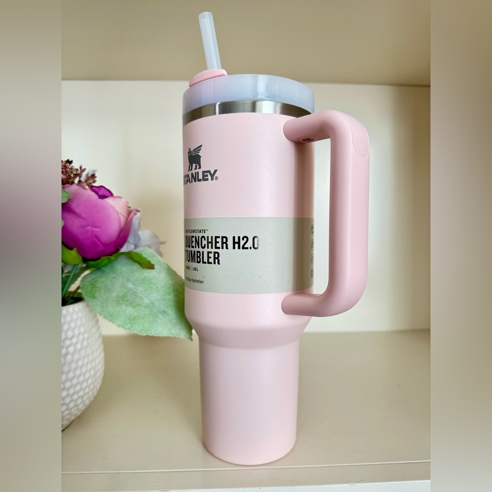 🎉LAST PIECE🎉Stanley 40 oz. Quencher H2.0‎ FlowState Tumbler Bloom - Picture 4 of 7